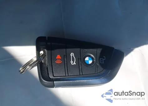 2022 BMW 330I xDrive z USA, uszkodzony, nr VIN 3MW5R7J04N8C60267